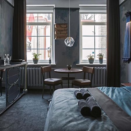 Apartamento Luxuriuos Flat In The Capital'S Old Town Vilna Exterior foto